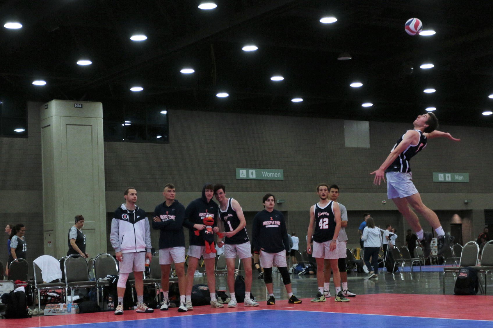 2021 USA Volleyball Open National Championship man serving