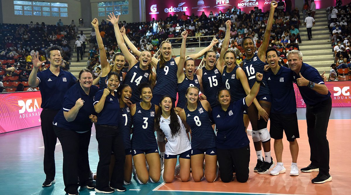 U.S. Women celebrate at the Pan Am Cup