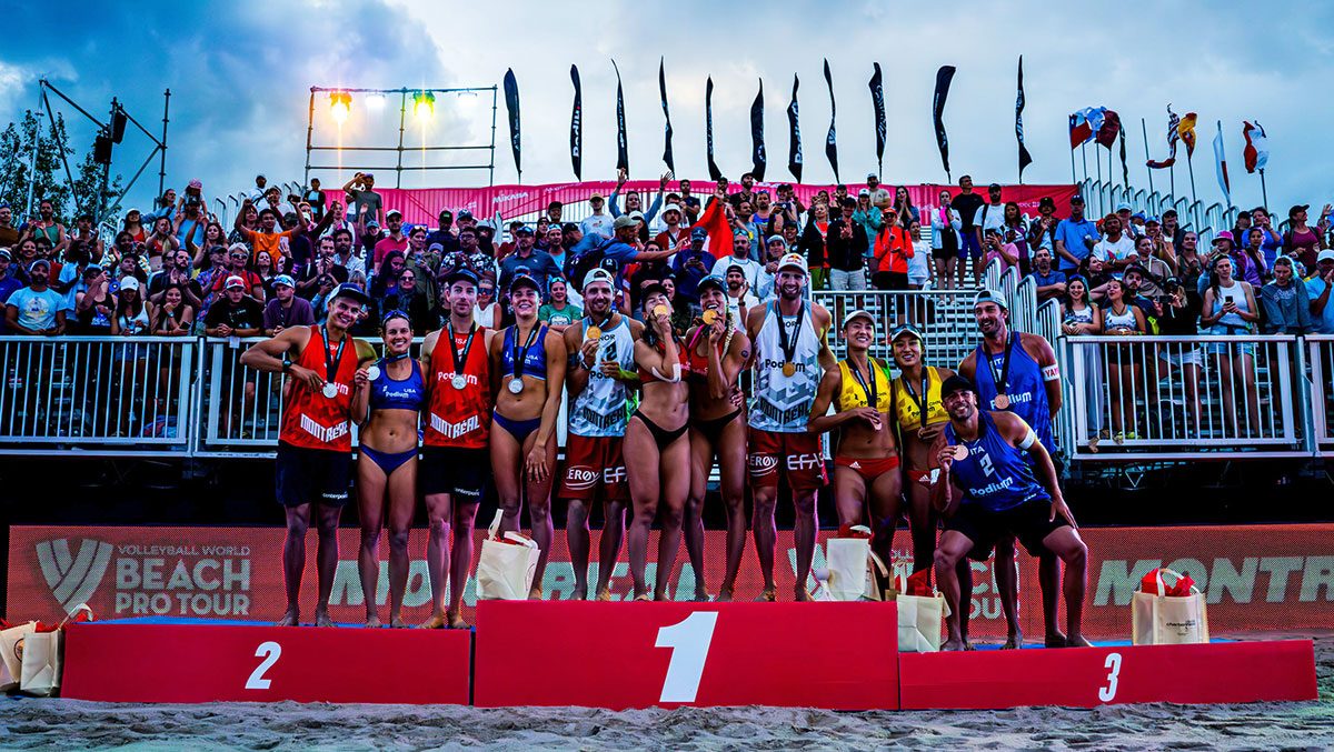 Beach volleyball teams on the medal stand