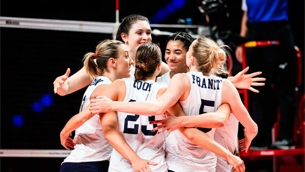 U.S. Women Bounce Back from First Set Loss to Korea