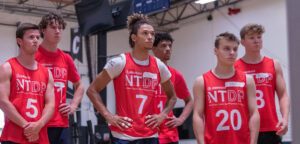 Chaz Galloway and members of the 2023 Men's Collegiate National Team