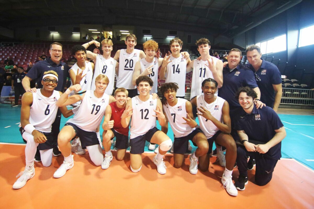 Boys U19 team poses after defeating Canada at NORCECA Cont Champs