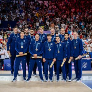 U.S. Olympic men's team with bronze medals