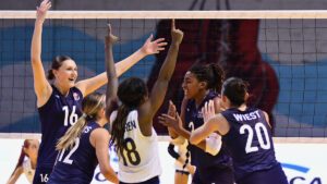 The 2024 girls u19 celebrates