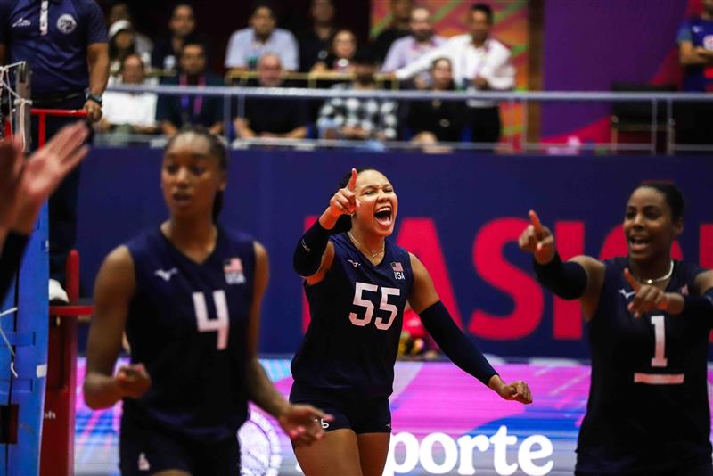 Skylar Fields celebrates (NORCECA)