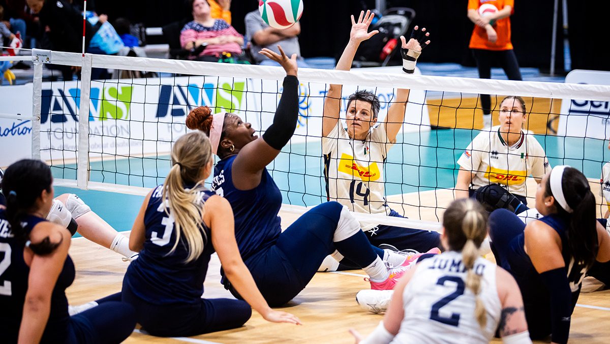 Nicky Nieves attacks