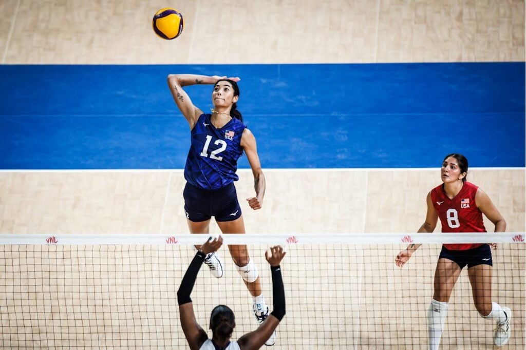 U.S. Women Sweep Dominican Republic to Begin 2026 VNL Week Two